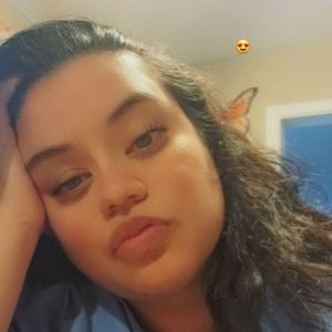 Meet your Posher, Ana